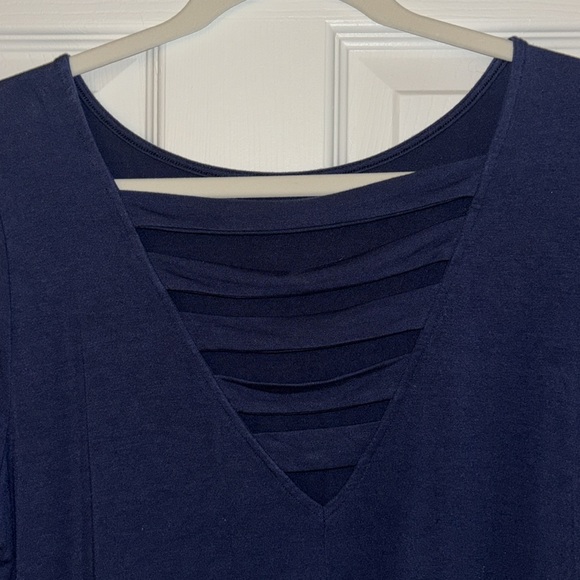 Lilly Pulitzer Ophidia top - Picture 2 of 5